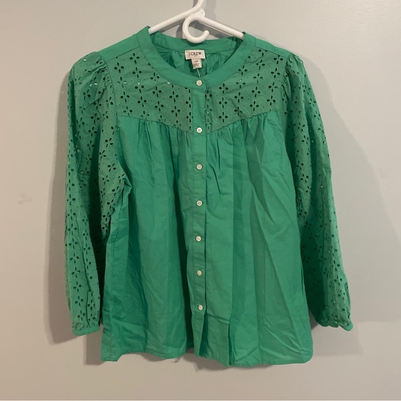 NWT J. Crew Mixed-Media Eyelet Button Front Top Size Petite Large (PL) - Picture 3 of 7